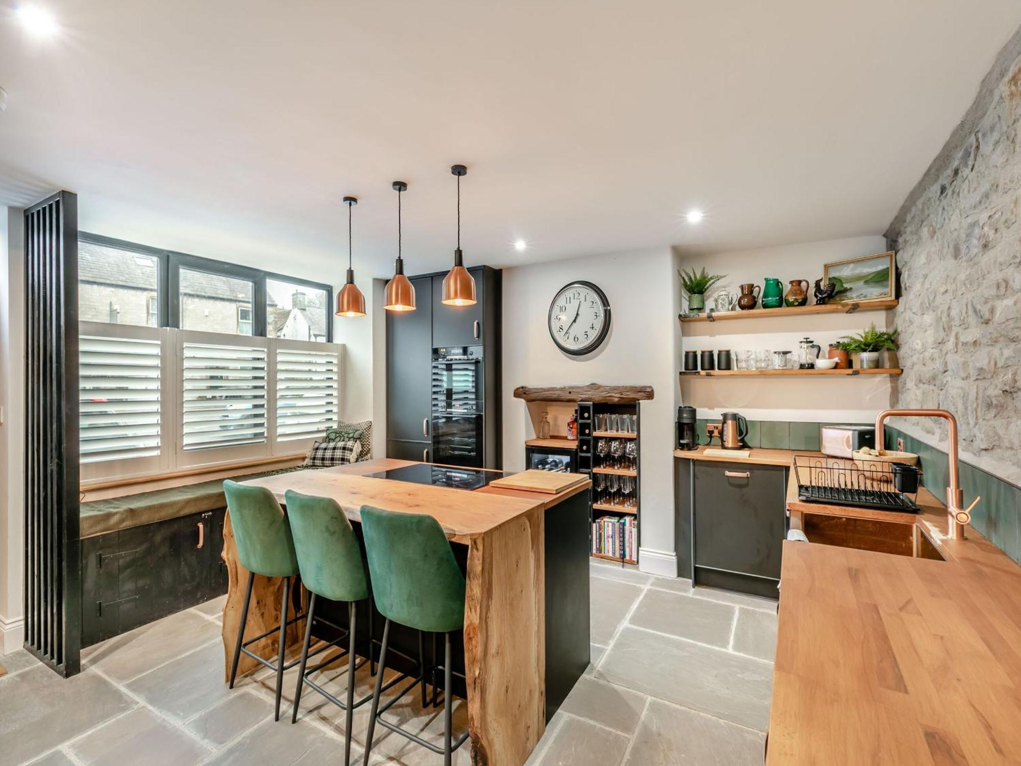 Verona House Tideswell Exterior photo