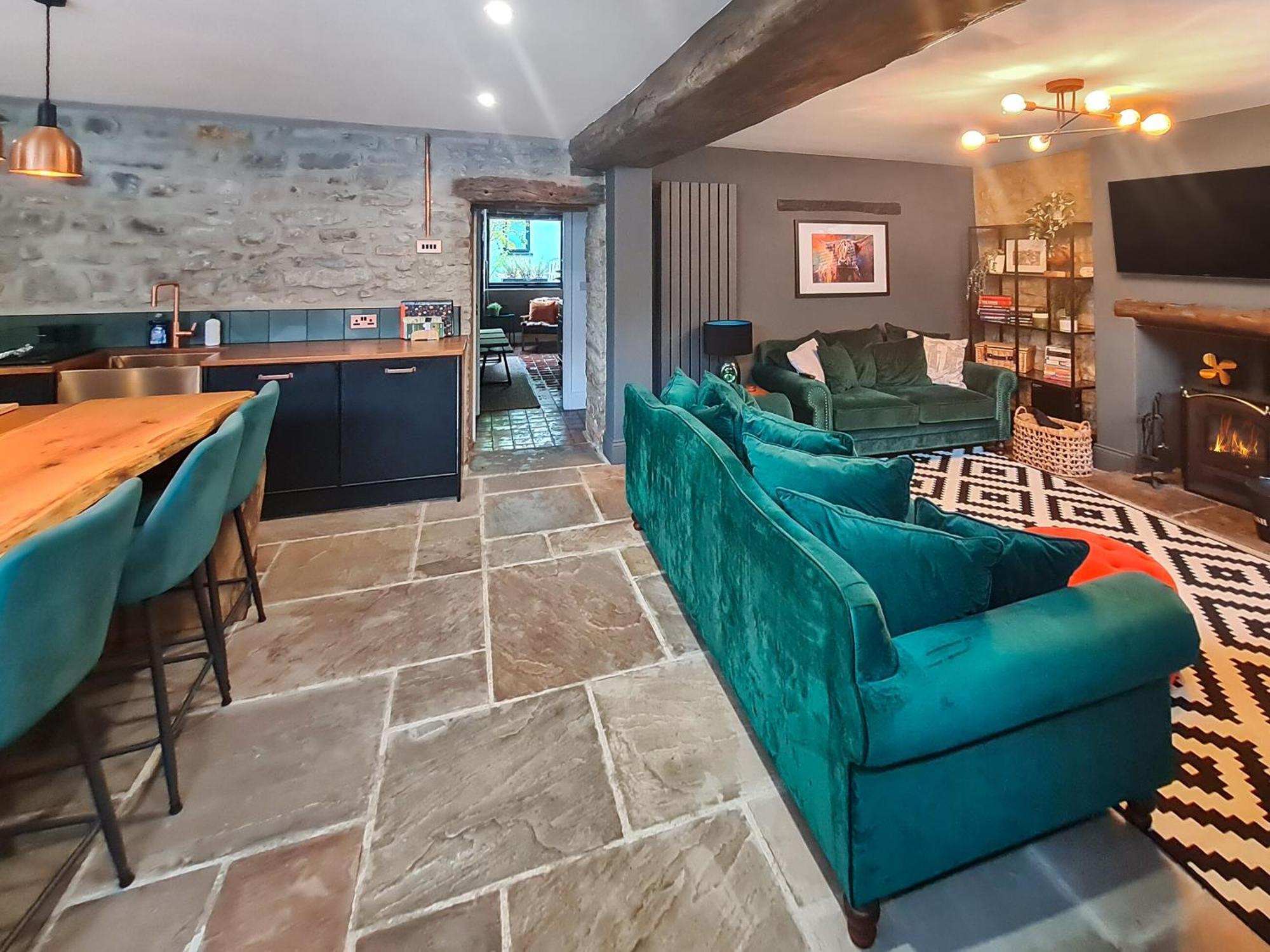 Verona House Tideswell Exterior photo